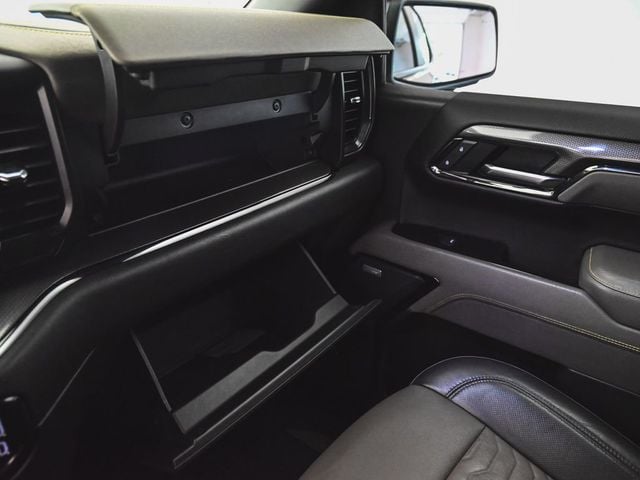 2022 Chevrolet Silverado 1500 ZR2 - Photo 12