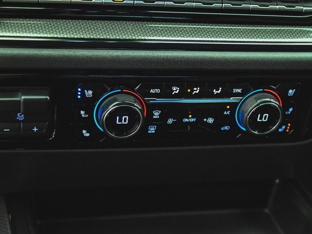 2022 Chevrolet Silverado 1500 ZR2 - Photo 19