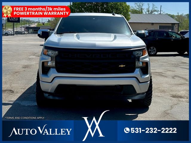 2022 Chevrolet Silverado 1500 Crew Cab Custom Pickup 4D 5 3/4 ft - 23018694 - 1