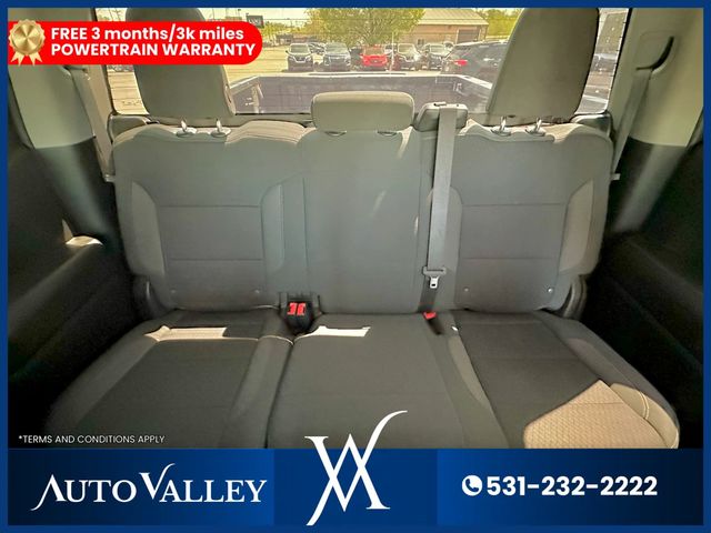 2022 Chevrolet Silverado 1500 Crew Cab Custom Pickup 4D 5 3/4 ft - 23018694 - 35