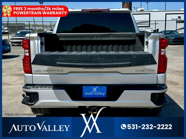 2022 Chevrolet Silverado 1500 Crew Cab Custom Pickup 4D 5 3/4 ft - 23018694 - 37