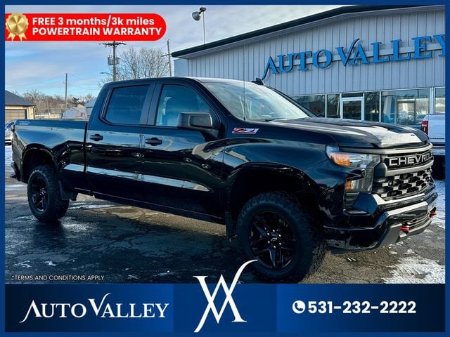 2022 Chevrolet Silverado 1500 Crew Cab Custom Trail Boss Pickup 4D 5 3/4 ft - 22983076 - 0