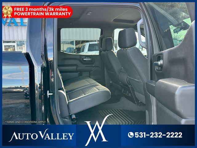 2022 Chevrolet Silverado 1500 Crew Cab Custom Trail Boss Pickup 4D 5 3/4 ft - 22983076 - 24