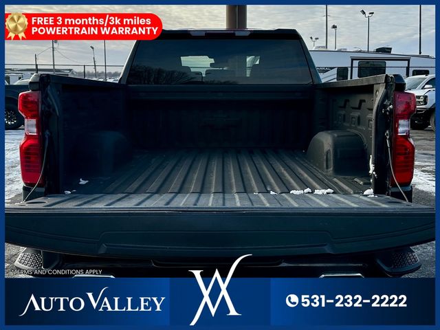 2022 Chevrolet Silverado 1500 Crew Cab Custom Trail Boss Pickup 4D 5 3/4 ft - 22983076 - 37