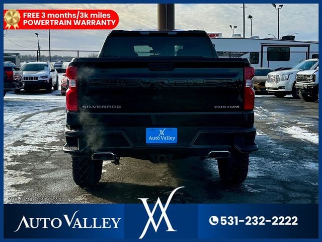 2022 Chevrolet Silverado 1500 Crew Cab Custom Trail Boss Pickup 4D 5 3/4 ft - 22983076 - 5