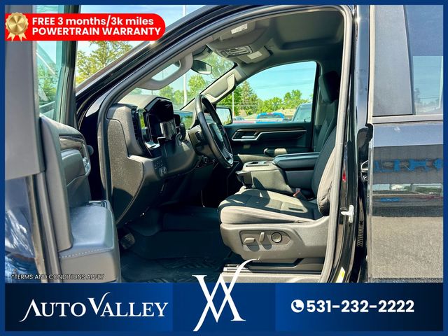 2022 Chevrolet Silverado 1500 Crew Cab LT Pickup 4D 5 3/4 ft - 23033667 - 12