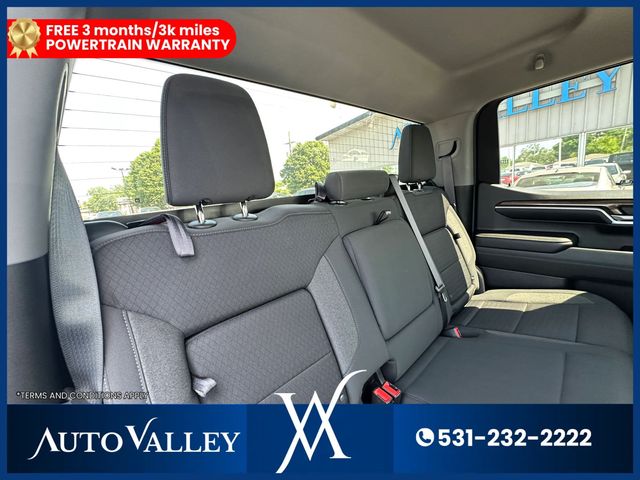 2022 Chevrolet Silverado 1500 Crew Cab LT Pickup 4D 5 3/4 ft - 23033667 - 26