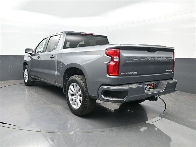 2022 Chevrolet Silverado 1500 Custom photo 3
