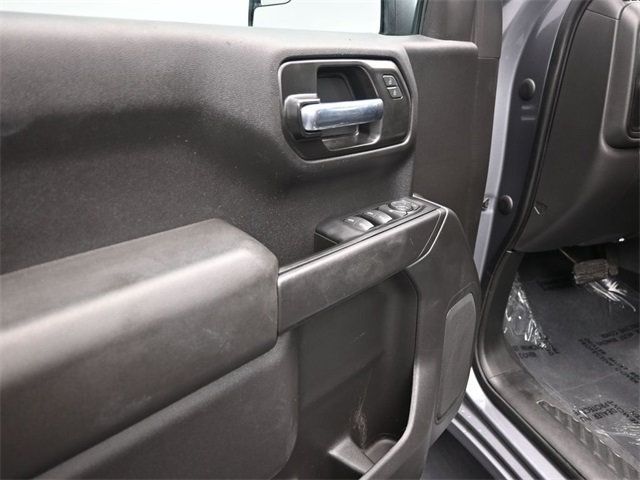 2022 Chevrolet Silverado 1500 Custom photo 6