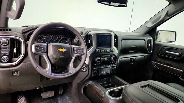 2022 Chevrolet Silverado 1500 LTD 4WD Crew Cab 147'' LTZ w/ Z71 Off-Road and Protection Package - 22996763 - 11