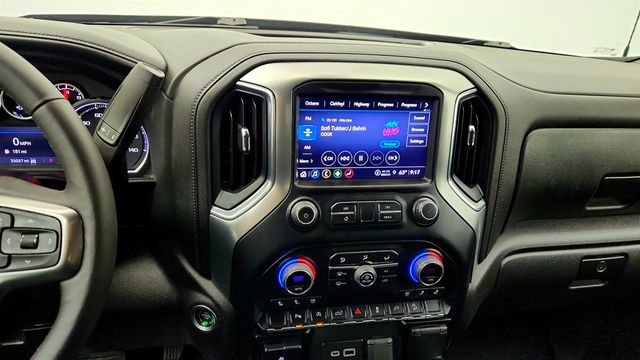 2022 Chevrolet Silverado 1500 LTD 4WD Crew Cab 147'' LTZ w/ Z71 Off-Road and Protection Package - 22996763 - 16