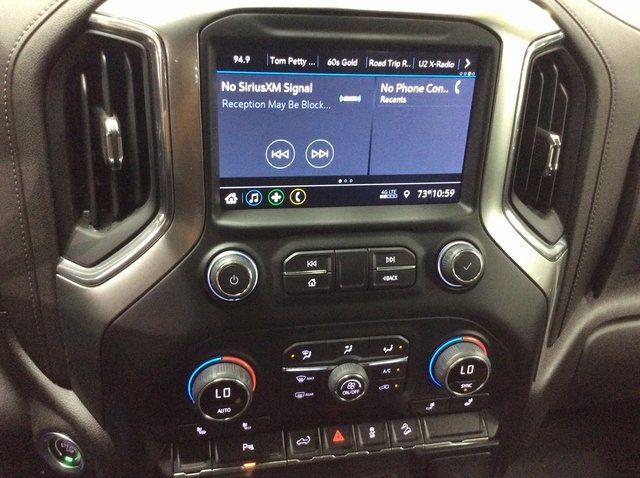2022 Chevrolet Silverado 1500 RST photo 17
