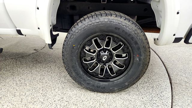 2022 Chevrolet Silverado 1500 LTD 4WD Crew Cab 147" RST - 23019604 - 8