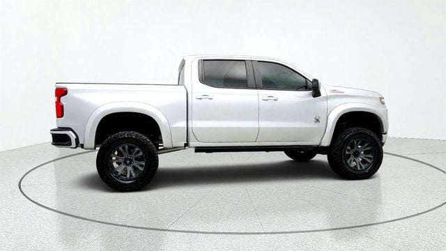 2022 Chevrolet Silverado 1500 LTD 4WD Crew Cab 147'' RST w/ Black Widow Upgrades & Safety Package - 23081762 - 3
