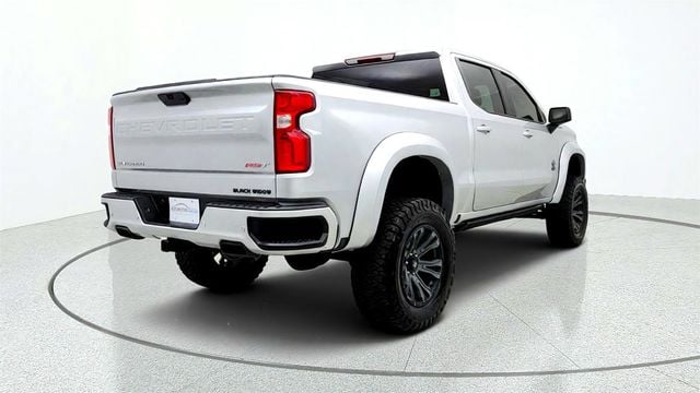 2022 Chevrolet Silverado 1500 LTD 4WD Crew Cab 147'' RST w/ Black Widow Upgrades & Safety Package - 23081762 - 4