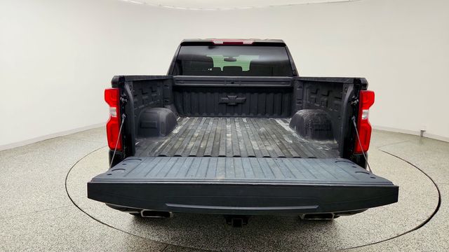 2022 Chevrolet Silverado 1500 LTD 4WD Crew Cab 157'' Custom Trail Boss w/ Red-Accent Wheels - 23099938 - 21