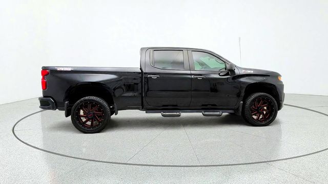 2022 Chevrolet Silverado 1500 LTD 4WD Crew Cab 157'' Custom Trail Boss w/ Red-Accent Wheels - 23099938 - 3