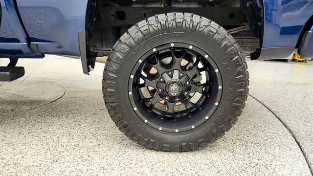 2022 Chevrolet Silverado 1500 LTD Crew Cab 147'' Custom, Lifted - 22959828 - 8