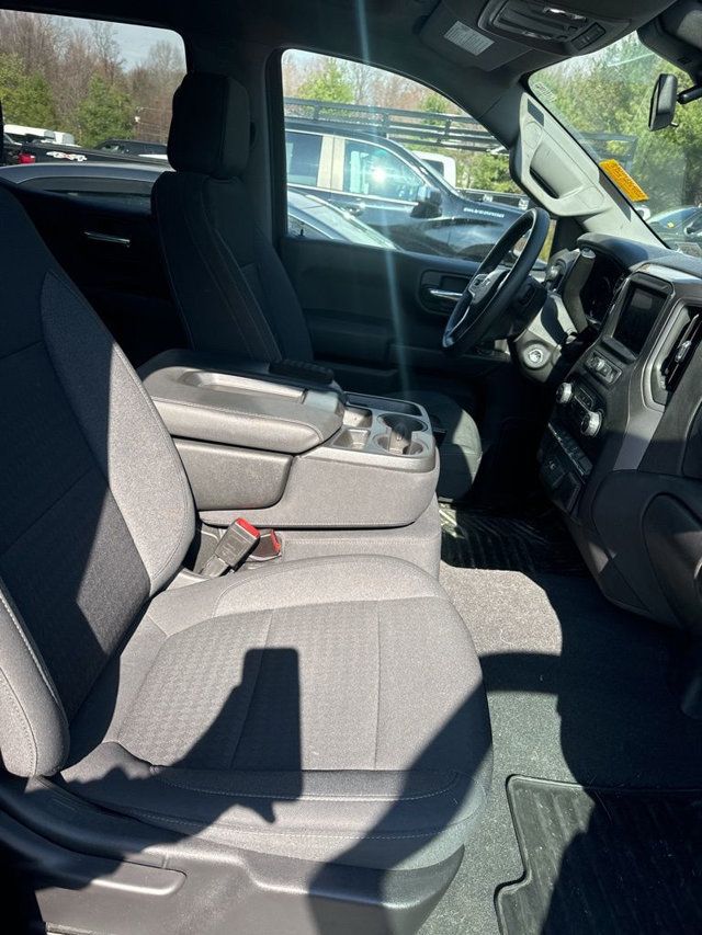 2022 Chevrolet Silverado 1500 LTD Custom - 23000743 - 12