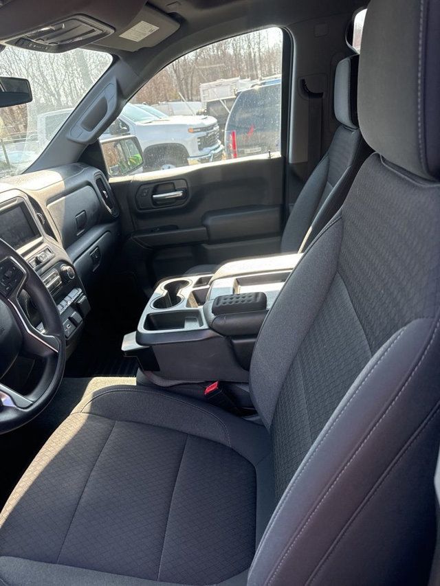 2022 Chevrolet Silverado 1500 LTD Custom - 23000743 - 19