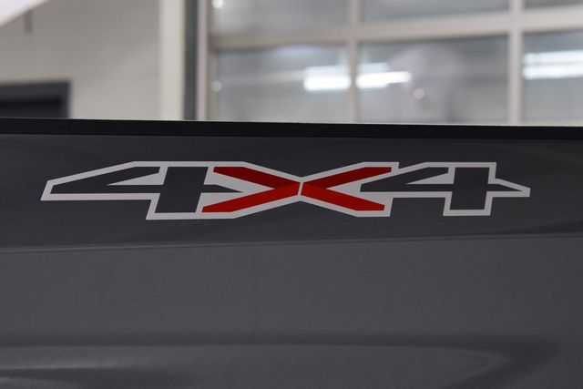 2022 Chevrolet Silverado 1500 LTD Custom - 23000743 - 25