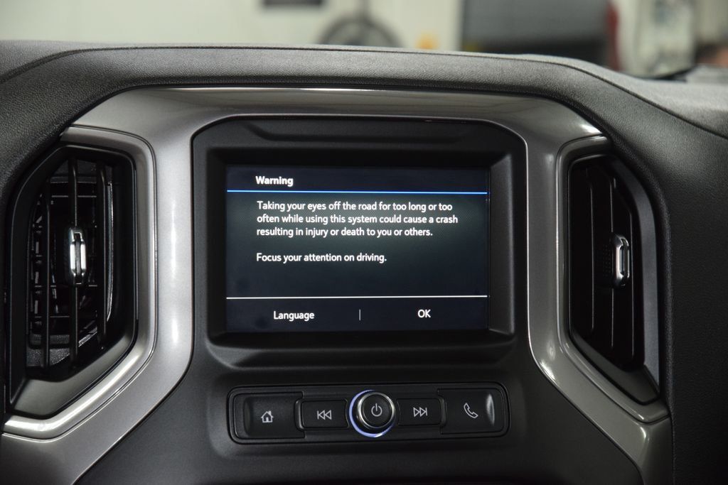 2022 Chevrolet Silverado 1500 LTD Custom - 23000743 - 31