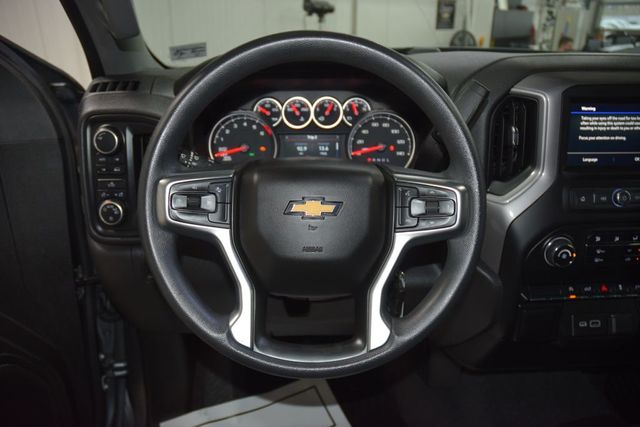 2022 Chevrolet Silverado 1500 LTD Custom - 23000743 - 34