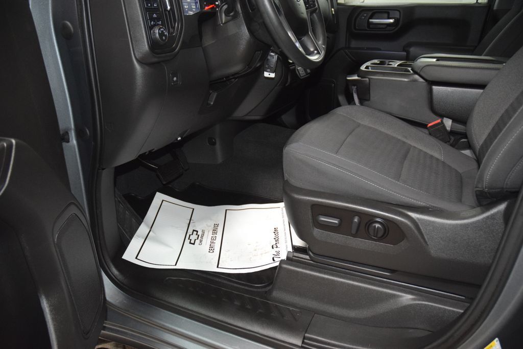 2022 Chevrolet Silverado 1500 LTD Custom - 23000743 - 37