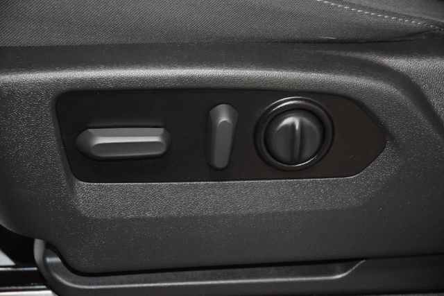 2022 Chevrolet Silverado 1500 LTD Custom - 23000743 - 38