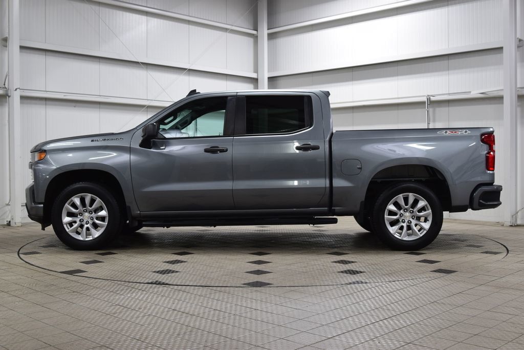 2022 Chevrolet Silverado 1500 LTD Custom - 23000743 - 3