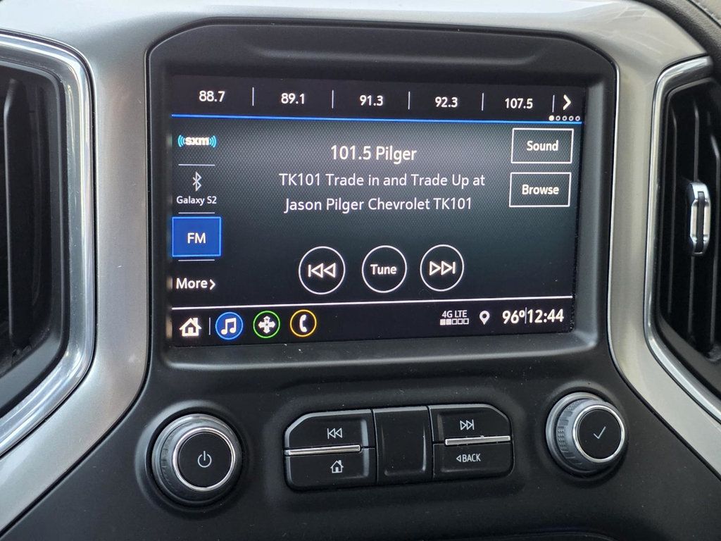 2022 Chevrolet Silverado 1500 LT photo 15