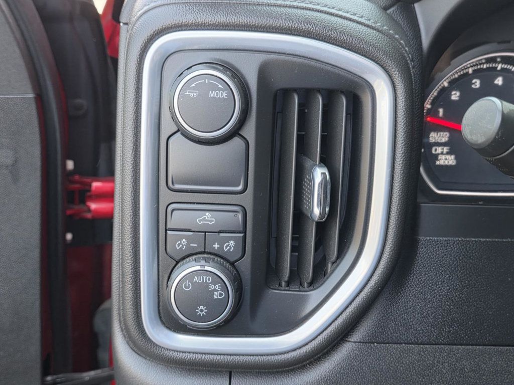 2022 Chevrolet Silverado 1500 LT photo 18