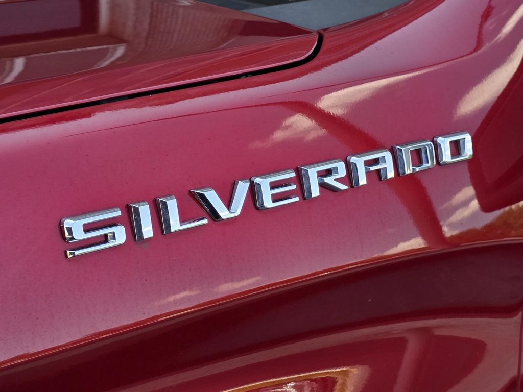 2022 Chevrolet Silverado 1500 LT photo 24