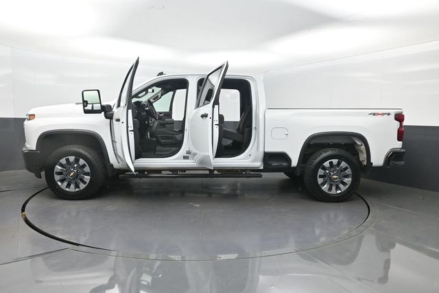 2022 Chevrolet Silverado 2500HD 4WD Crew Cab 159" Custom - 23039968 - 35