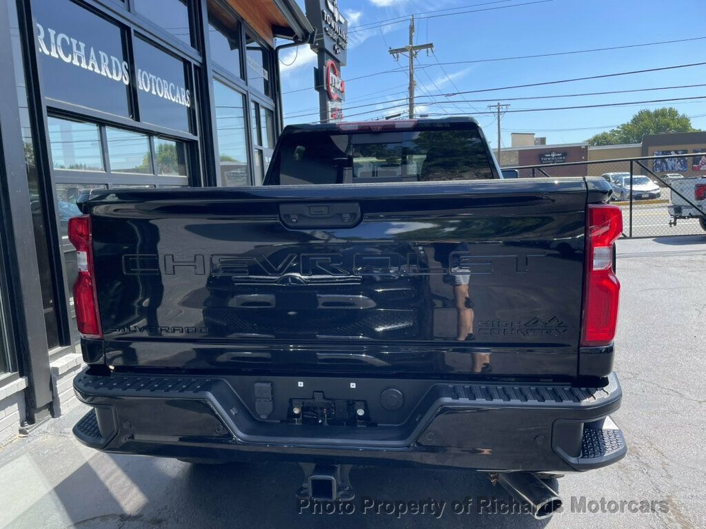 2022 Chevrolet Silverado 2500HD 4WD Crew Cab 159" High Country - 23071294 - 5