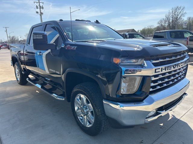 2022 Chevrolet Silverado 2500HD 4WD Crew Cab 159" LTZ - 23002502 - 3