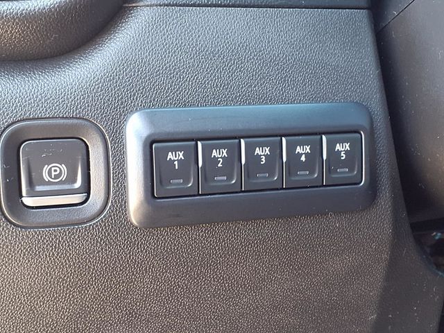 2022 Chevrolet Silverado 2500HD Double Cab 8' Utility Truck - 23080585 - 24