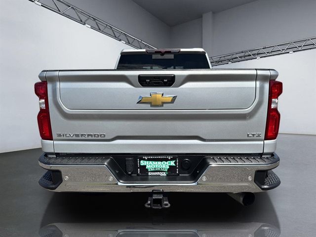 2022 Chevrolet Silverado 2500HD LTZ Crew Cab Short Box 4WD - 23070191 - 5
