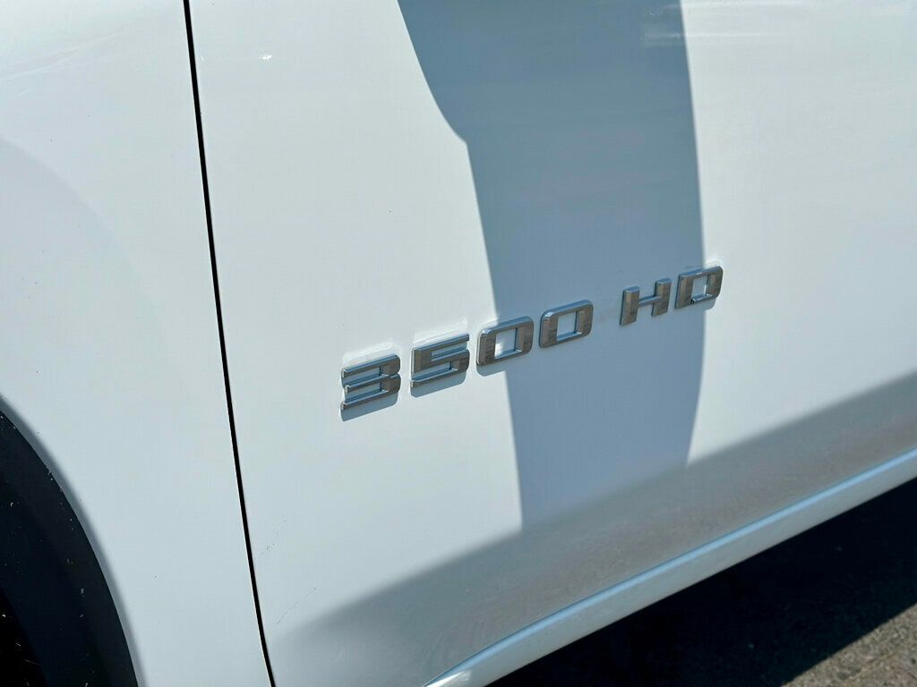 2022 Chevrolet SILVERADO 3500 SILVERADO CREW CHASSIS WT 4WD - 22417152 - 13