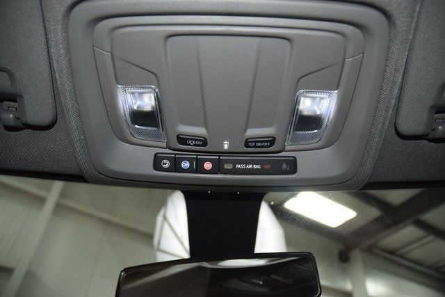 2022 Chevrolet Silverado 3500HD 3500HD 4X4 * DURAMAX * ALLISON * 11' SERVICE BODY W/ COMPRESSOR  - 22928884 - 34