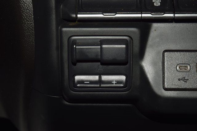 2022 Chevrolet Silverado 3500HD 3500HD CREW 4X4 * DURAMAX * 9' FLATBED * LOCAL TRADE - 22928851 - 24