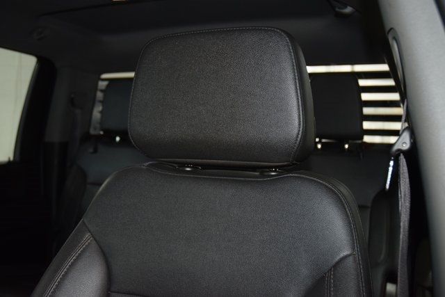 2022 Chevrolet Silverado 3500HD 3500HD CREW 4X4 * DURAMAX * 9' FLATBED * LOCAL TRADE - 22928851 - 32