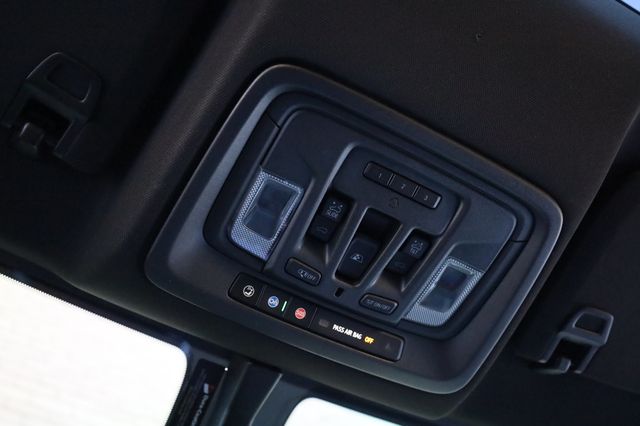 2022 Chevrolet Silverado 3500HD 4WD Crew Cab 172" High Country - 22928730 - 40