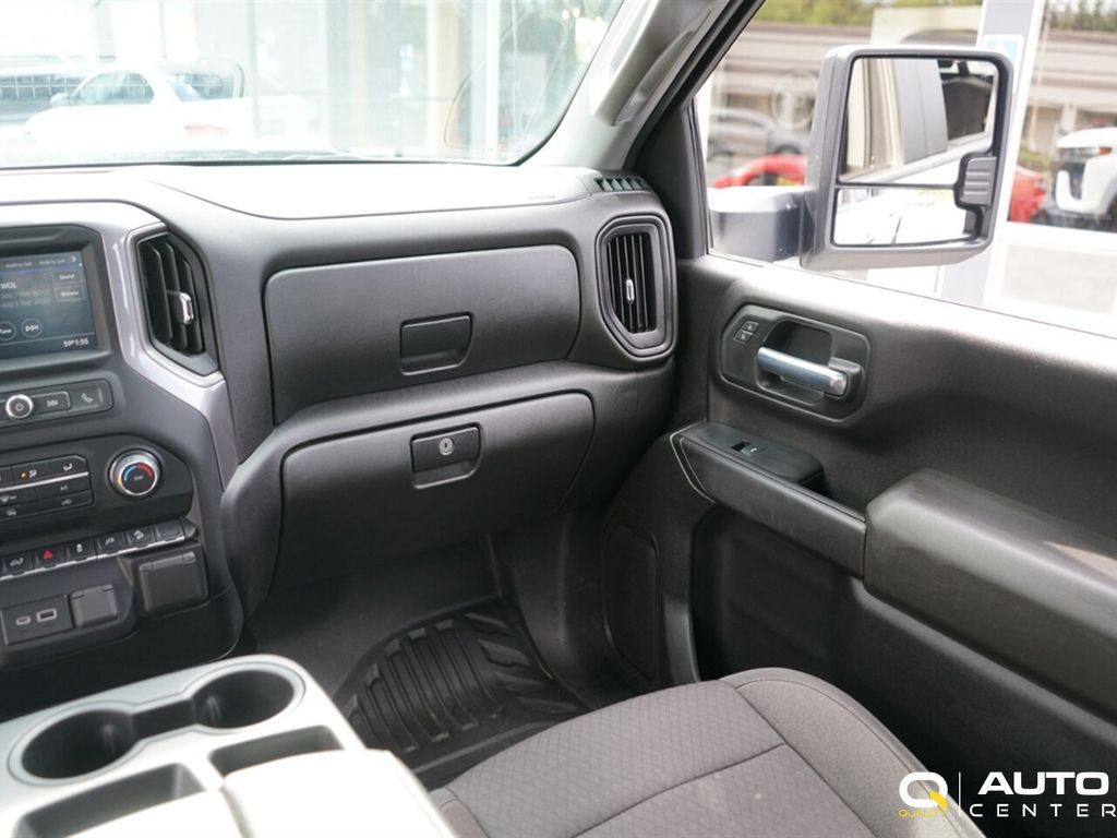 2022 Chevrolet Silverado 3500HD 4WD Crew Cab 172" Work Truck - 22924308 - 27