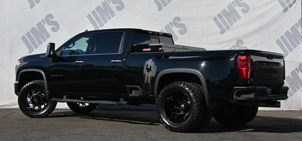 2022 Chevrolet Silverado 3500HD High Country photo 4