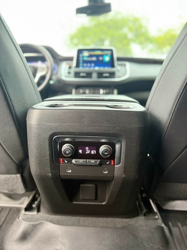 2022 Chevrolet Suburban 2WD 4dr LT - 22975114 - 21