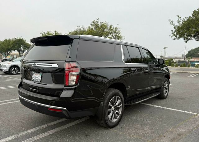 2022 Chevrolet Suburban 2WD 4dr LT - 22975114 - 3