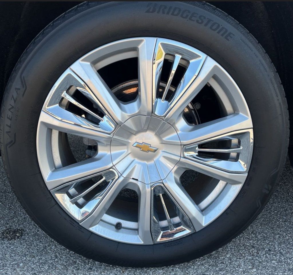 2022 Chevrolet Suburban 4WD 4dr High Country - 22918133 - 11