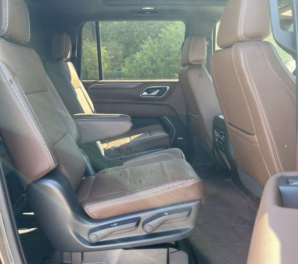 2022 Chevrolet Suburban 4WD 4dr High Country - 22918133 - 16
