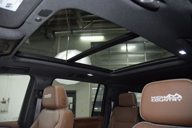 2022 Chevrolet Suburban 4WD 4dr High Country - 22918133 - 49